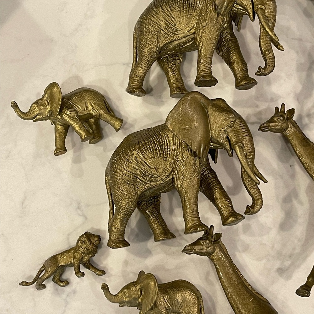 Gold Safari Animal Luxe Table Decor Figurines for Party or Baby Shower - Picture 4 of 6
